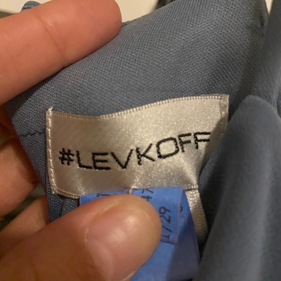 Long evening gown - Picture 3 of 4